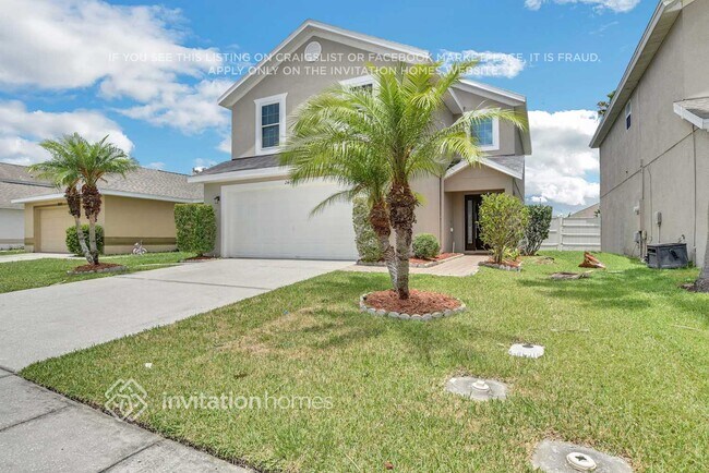 property at 2409 Knightsbridge Blvd