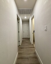 516 Ribier Ave in Modesto, CA - Foto de edificio - Building Photo