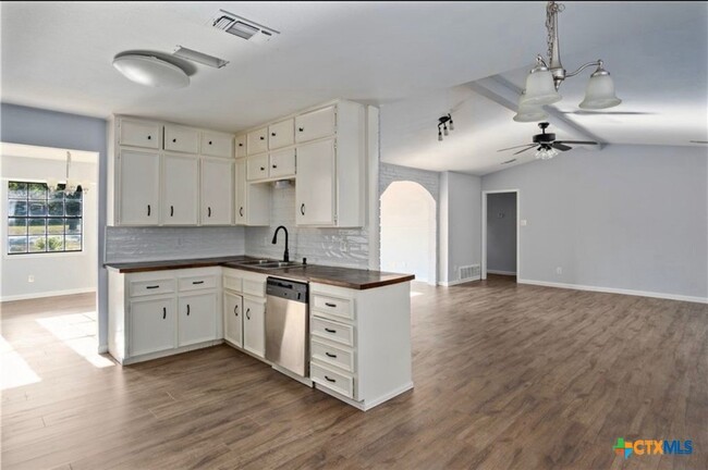 1708 S Ann Blvd in Harker Heights, TX - Building Photo - Building Photo