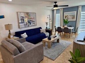 7003 Sunset Way in St Pete Beach, FL - Building Photo - Building Photo