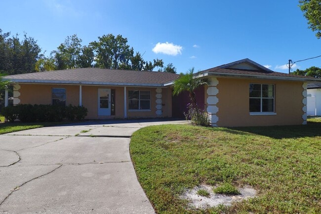 907 Primrose Terrace in Deltona, FL - Building Photo - Building Photo