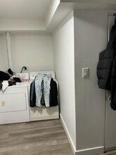 9165-9165 Bd Saint-Michel in Montréal, QC - Building Photo - Building Photo