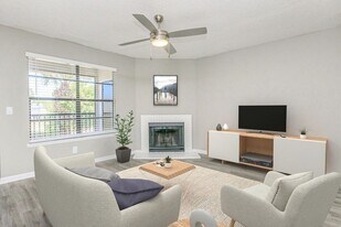 Villas At Blue Cove Apartments in Melbourne, FL - Building Photo