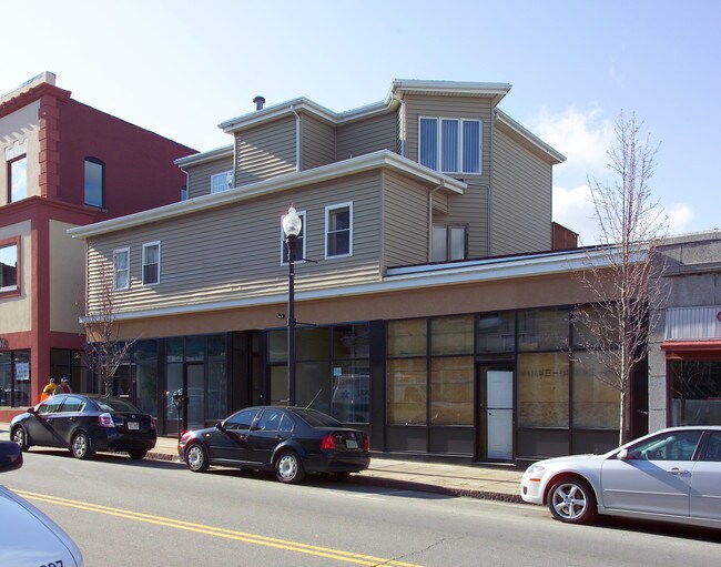 359 S Main St in Fall River, MA - Building Photo - Building Photo