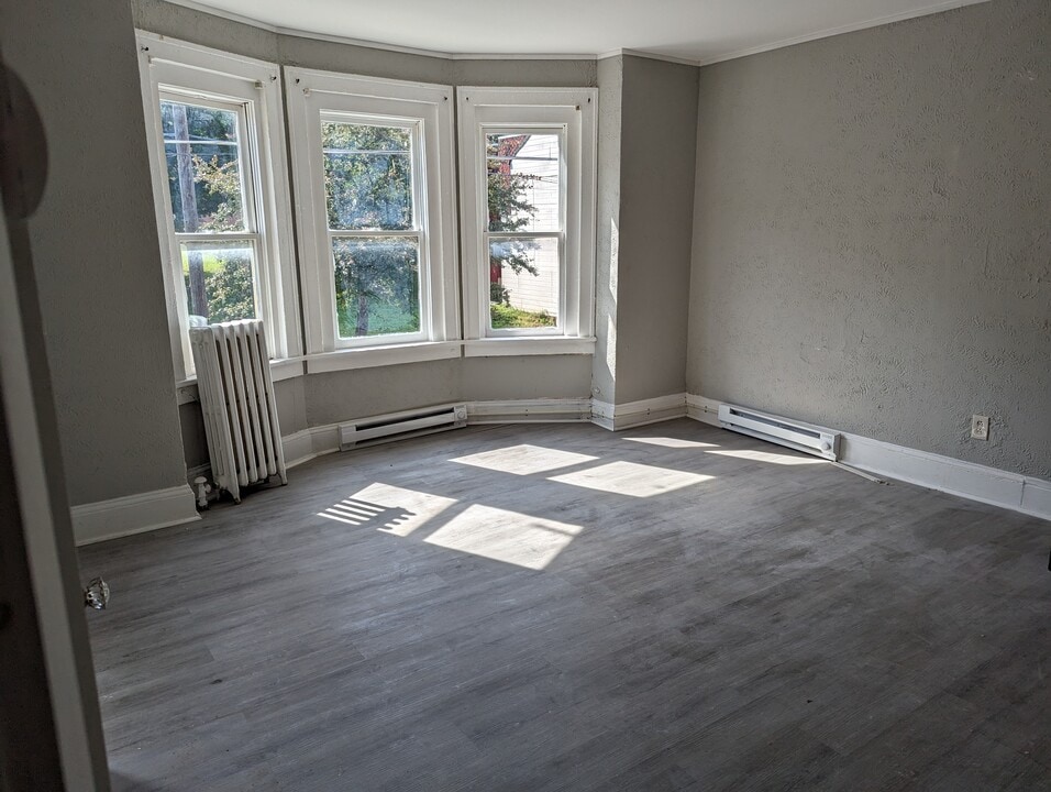 66 Broad St, Unit 2 in Albany, NY - Building Photo