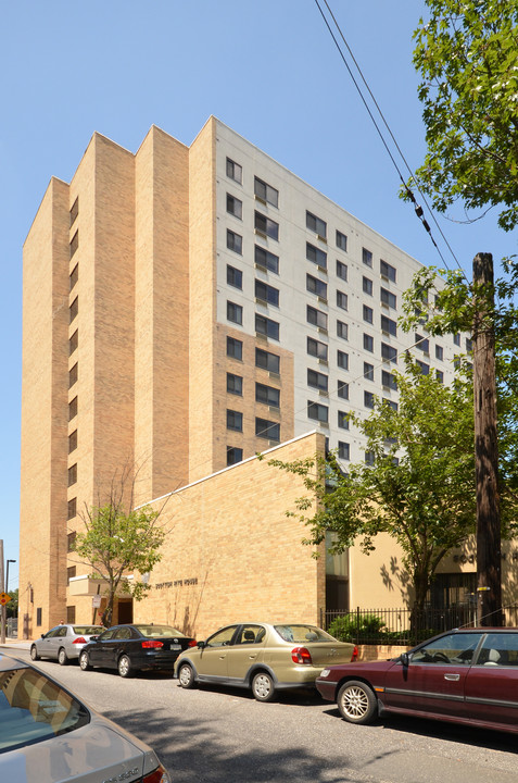 Scottish Rite House in Philadelphia, PA - Building Photo