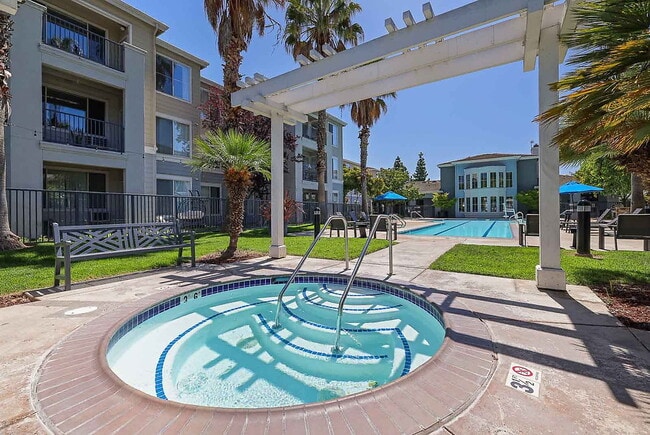 Waterford Place in San Jose, CA - Building Photo - Building Photo