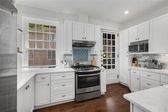 124 Lafayette Dr NE in Atlanta, GA - Building Photo - Building Photo