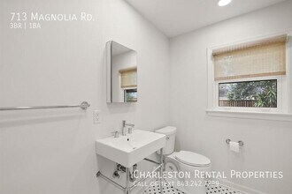 713 Magnolia Rd in Charleston, SC - Building Photo - Building Photo