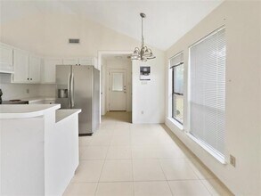 1106 Hollis St in Arlington, TX - Building Photo - Building Photo