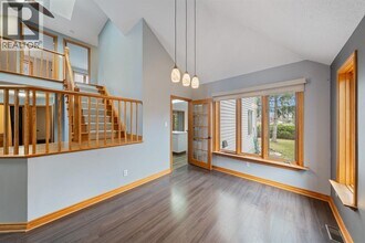 670 Lakeshore Rd in Sarnia, ON - Building Photo - Building Photo