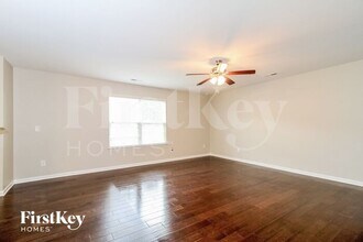 6714 Championship Dr in Whitsett, NC - Building Photo - Building Photo
