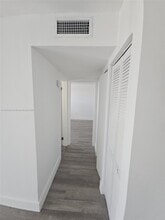 8101 Crespi Blvd in Miami Beach, FL - Building Photo - Building Photo