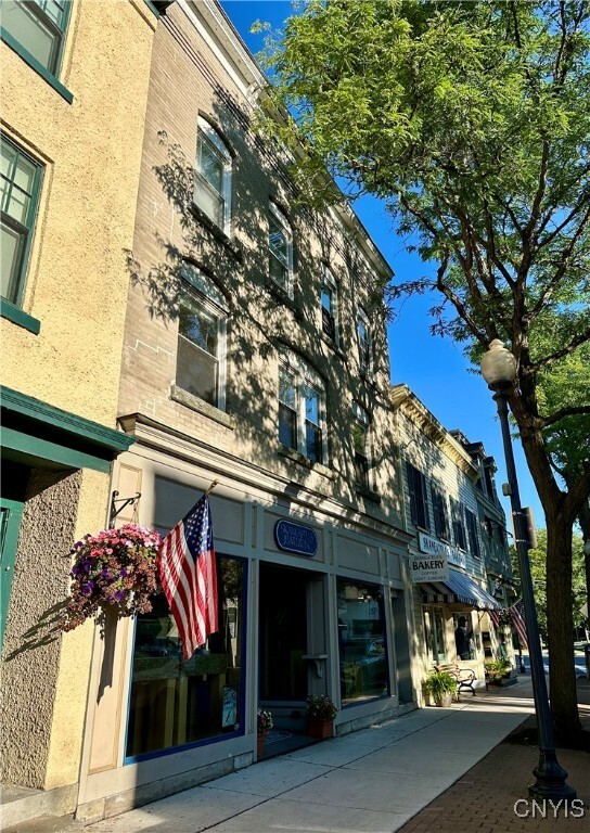 property at 15 Jordan St
