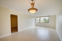 4363 Trevi Ct in Greenacres, FL - Foto de edificio - Building Photo