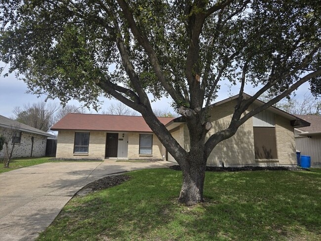 433 Clearfield Dr in Garland, TX - Building Photo - Building Photo