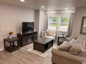 10635 Woodchuck Ln SE in Port Orchard, WA - Building Photo