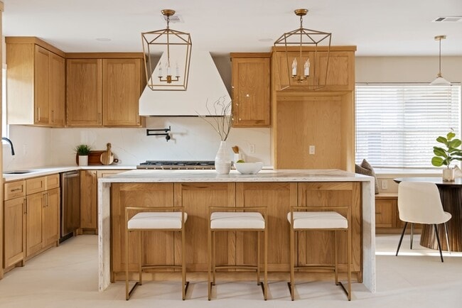 2906 Riata Ln in Houston, TX - Building Photo - Building Photo
