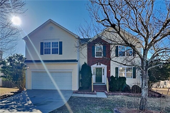 property at 1273 Royal Ives Ct SE