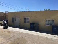 Triplex in Central Area in El Paso, TX - Foto de edificio - Building Photo