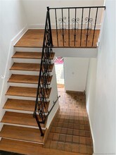 726 Meridian Ave-Unit -6 in Miami Beach, FL - Foto de edificio - Building Photo