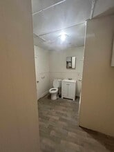 908 Schuyler St in Utica, NY - Building Photo - Building Photo