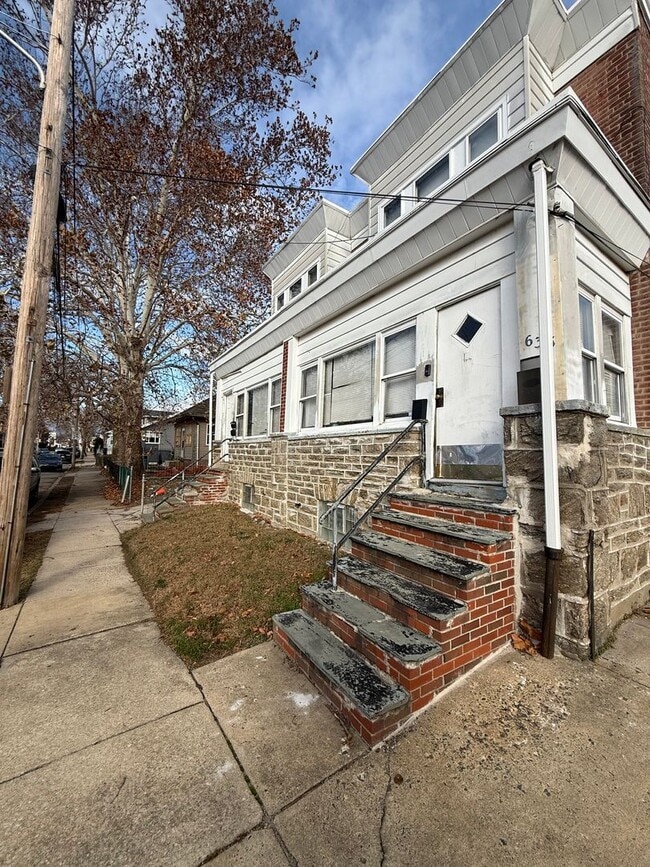 633 Gilham St in Philadelphia, PA - Building Photo - Building Photo