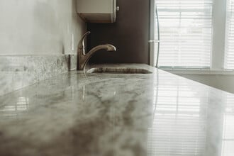 529 Washington E St, Unit Apt H in Walterboro, SC - Building Photo - Building Photo