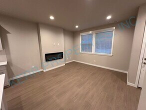 11142 SE 162nd Ave in Happy Valley, OR - Building Photo - Building Photo