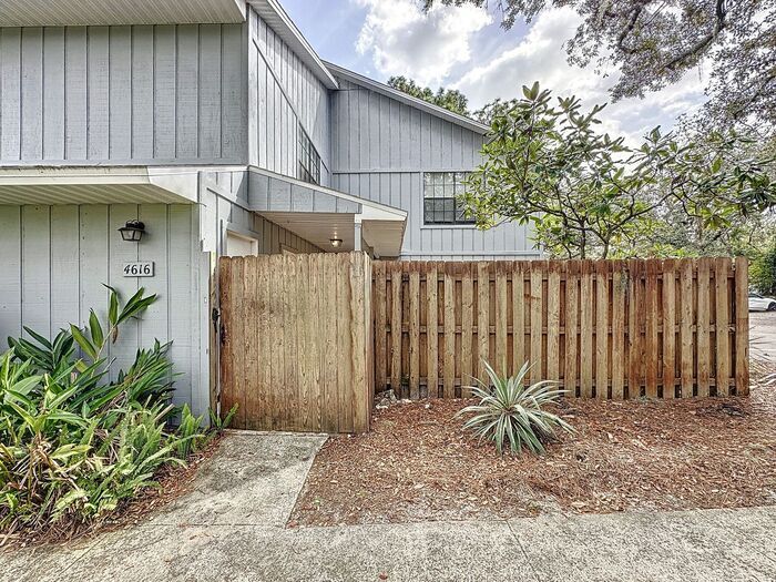 4616 Lighthouse Cir in Orlando, FL - Building Photo