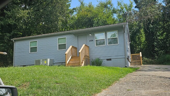 property at 2704 Sunset Ave