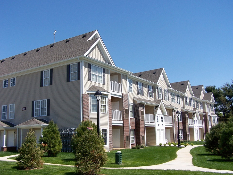 Willingboro Square in Willingboro, NJ - Foto de edificio