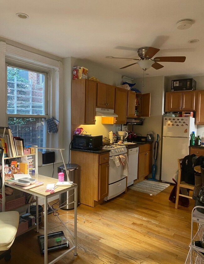 72 Joy St, Unit 12 in Boston, MA - Building Photo - Building Photo