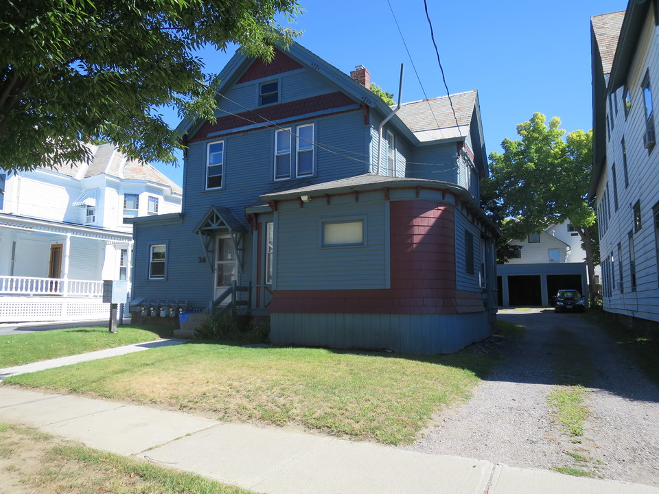 36 Clarke St in Burlington, VT - Building Photo