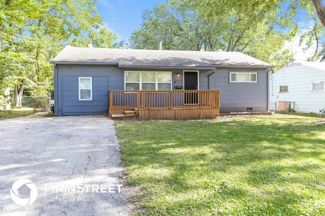 property at 11423 Palmer Ave