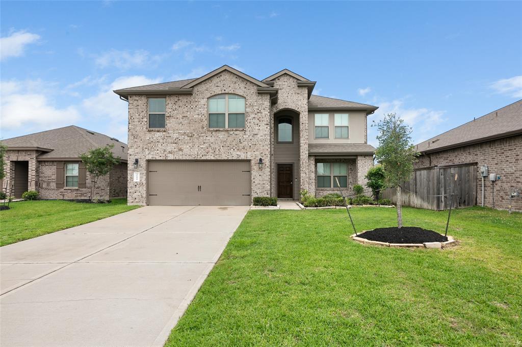 5611 Cedar Cres Ct in Richmond, TX - Building Photo