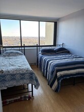 1 Bay Club Dr in Queens, NY - Building Photo - Building Photo