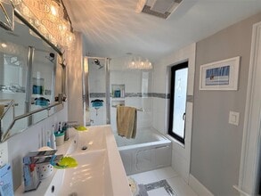 3 Village St, Unit 2 in Somerville, MA - Building Photo - Building Photo