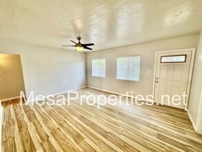 1040 Muir Ave in Pomona, CA - Building Photo - Building Photo