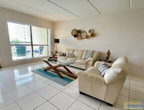 404 Padre Blvd in South Padre Island, TX - Building Photo - Building Photo