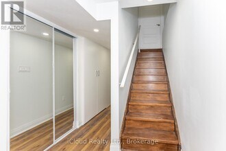 468 Boyd Ln in Milton, ON - Building Photo - Building Photo