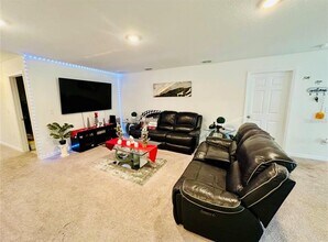 533 Jerry Ln in Haines City, FL - Building Photo - Building Photo