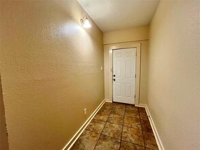 301 Amarillo St in Denton, TX - Building Photo - Building Photo