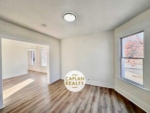 104 Webster St, Unit 1 in New Haven, CT - Building Photo - Building Photo