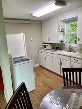 2546 E Snow Rd in Berrien Springs, MI - Building Photo - Building Photo