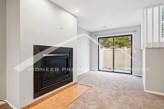 15593 E Wyoming Dr in Aurora, CO - Building Photo - Building Photo