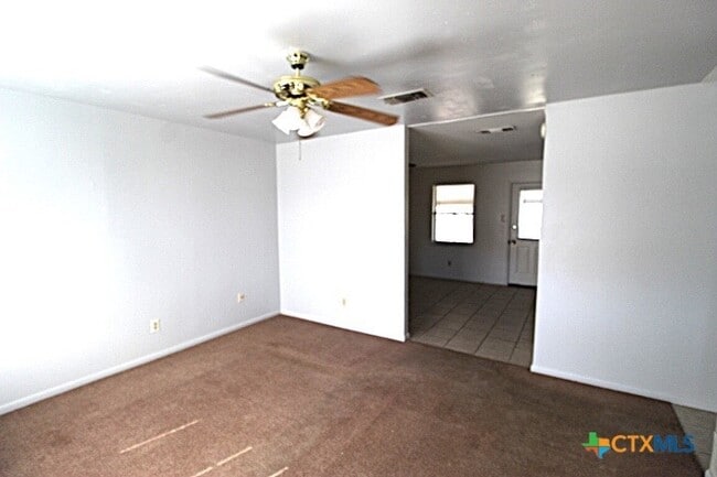 803 Michelle Dr in Copperas Cove, TX - Foto de edificio - Building Photo