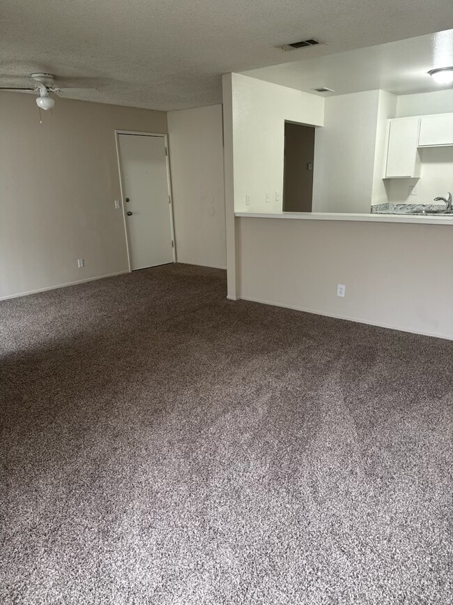 property at 824 Minor St