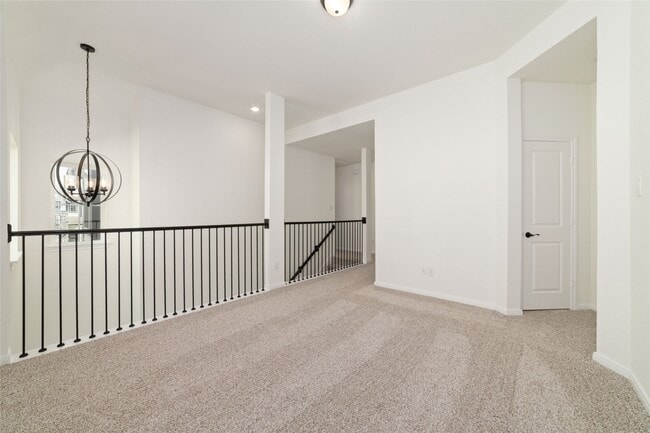 property at 135 W Coralburst Lp