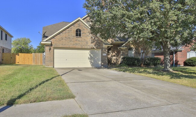 property at 27131 Sunset Pines Dr